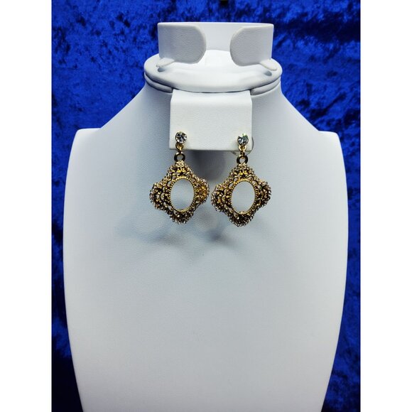 Vintage Signed PWC Goldtone and Clear Crystal Filigree Oval Picture Frame Dangle - Picture 3 of 7